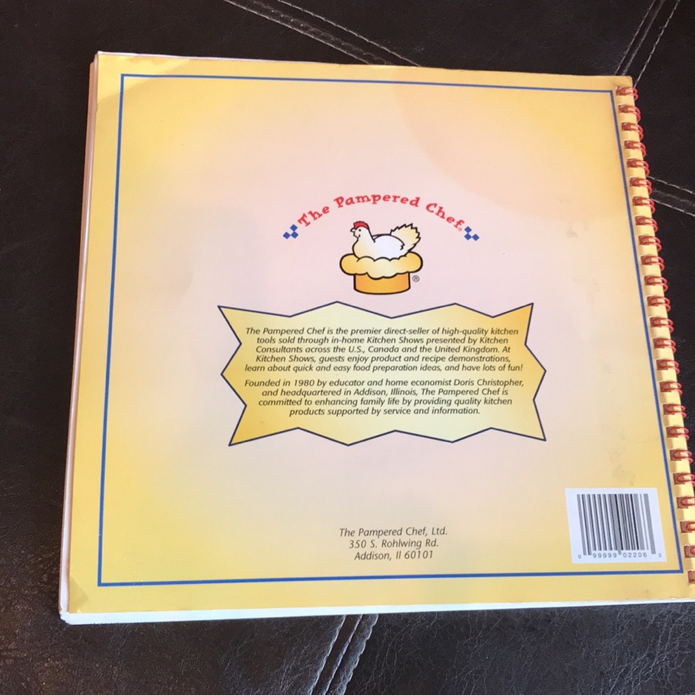 The Pampered Chef Kids In The Kitchen Cookbook - Picture 2 of 2